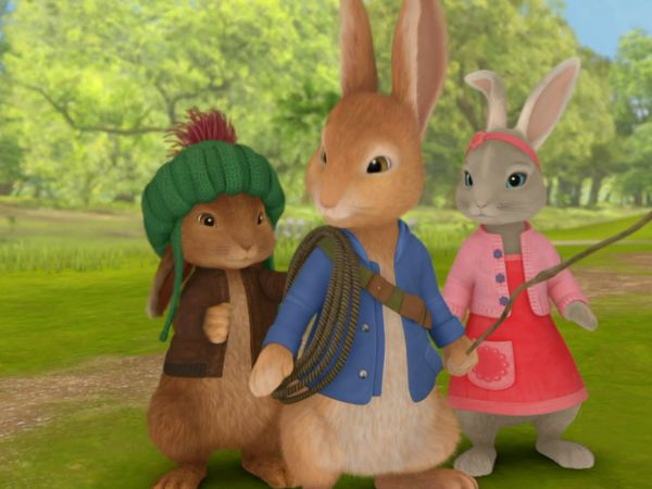 Peter Rabbit LT - El cuento del pastel del día de la madre / El cuento del misterioso ladrón de ciruelas