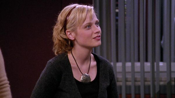 Frasier - Kissing Cousin