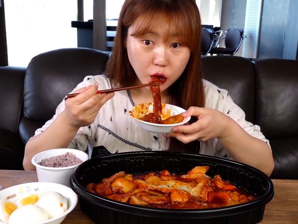 G-NI's Mukbang - Episódio 01