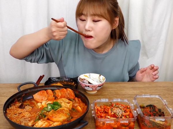 G-NI's Mukbang - Episódio 15