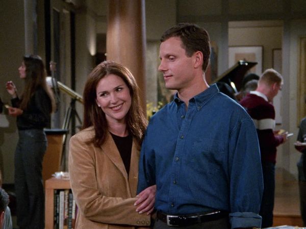 Frasier - Love Stinks