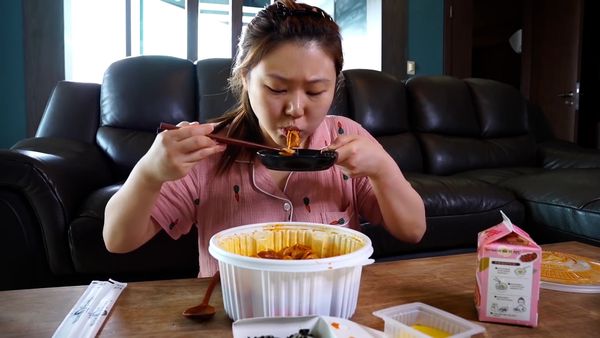 G-NI's Mukbang - Episódio 06