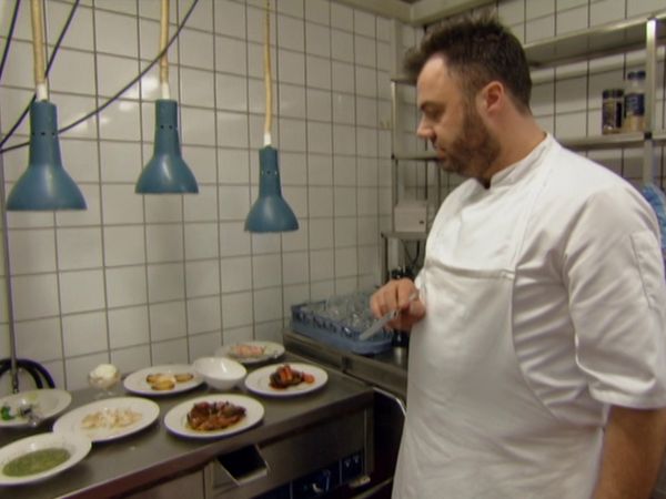 Med kniven for struben - Episode 307