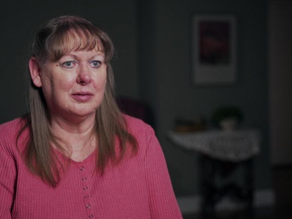 Murdered at First Sight - Death at the Door
