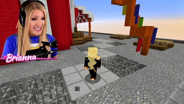 Brianna Playz - I Found a Noob Only Planet in Minecraft