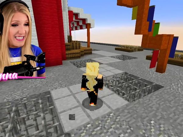 Brianna Playz - I Found a Noob Only Planet in Minecraft