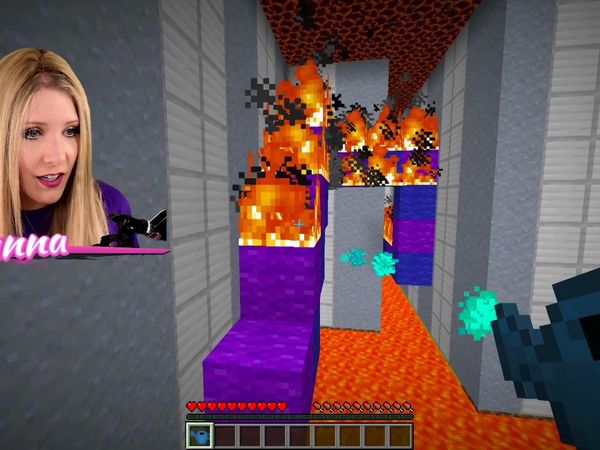 Brianna Playz - I Found Noob1234's Secret Minecraft Moon Base