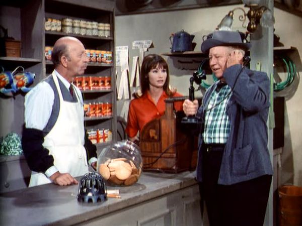 Petticoat Junction - Make Room for Baby