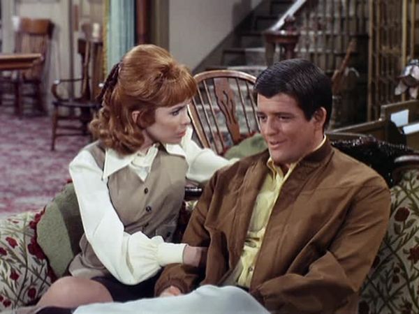 Petticoat Junction - The Three Queens