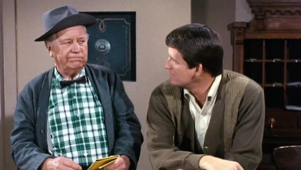 Petticoat Junction - Whiplash, Whiplash