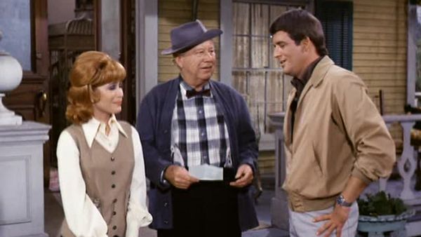 Petticoat Junction - Betty Jo's Business
