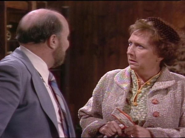 All in the Family - Edith Vs The Bank