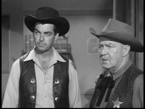 The Texan - The Man With The Solid Gold Star