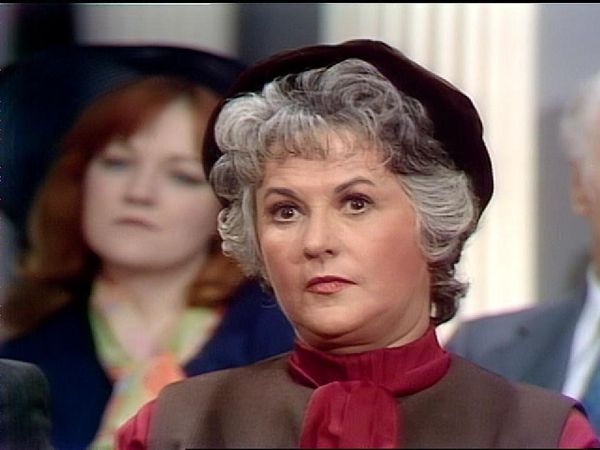 Maude - Walter Gets Religion