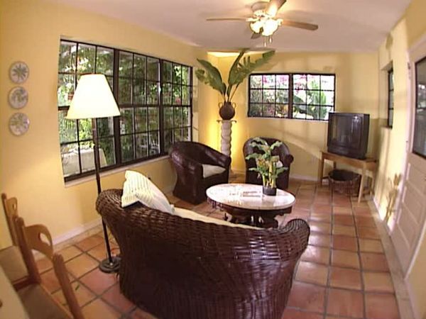 Sell This House! - Coral Gables, FL (2004)