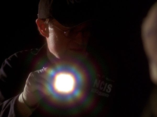 NCIS LT - Caída libre