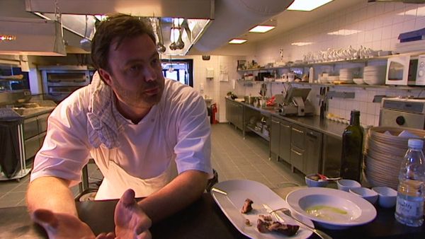 Med kniven for struben - Episode 205