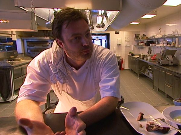 Med kniven for struben - Episode 205