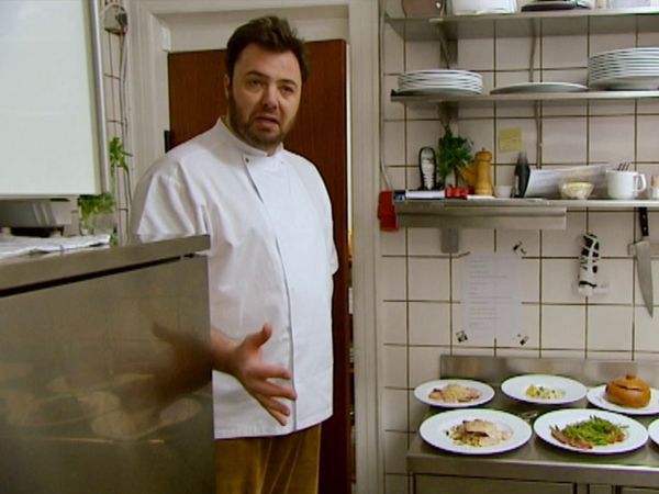 Med kniven for struben - Episode 208