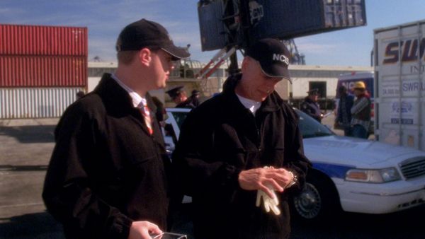NCIS - Farsa