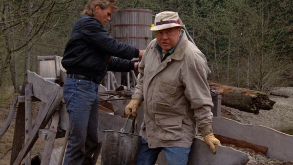 MacGyver LT - Unfinished Business