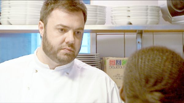 Med kniven for struben - Episode 106