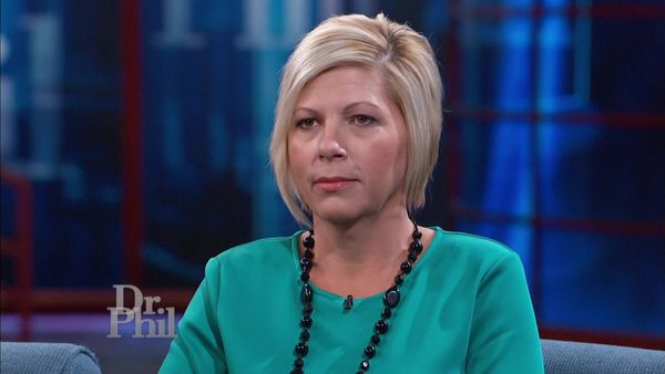 Dr. Phil - Neighbor Feud Erupts With Constant Calls To The Police, False Allegations, Trumped Up Charges, And Threats Of Violence