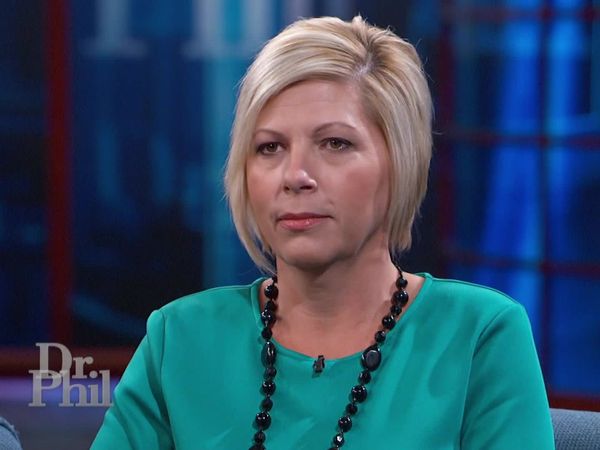 Dr. Phil - Neighbor Feud Erupts With Constant Calls To The Police, False Allegations, Trumped Up Charges, And Threats Of Violence