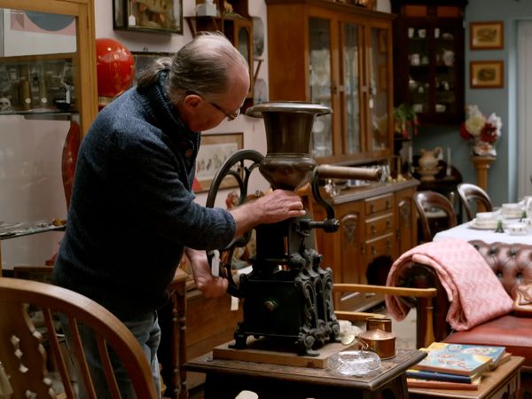Antiques Road Trip - Tim Medhurst and Izzie Balmer, Day 2