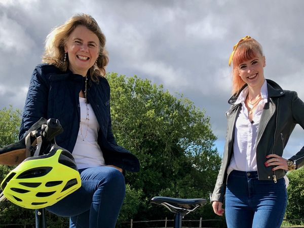 Antiques Road Trip - Izzie Balmer & Catherine Southon, Day 5