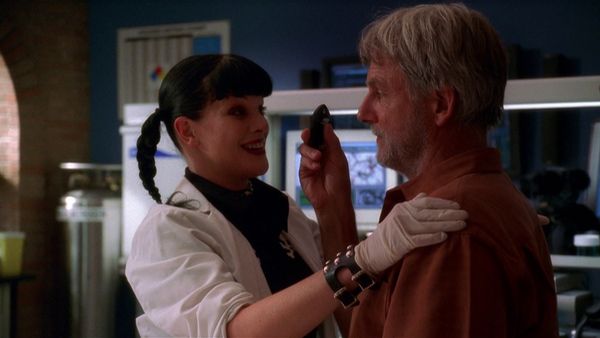 NCIS LT - Escape