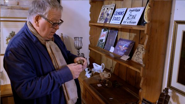 Antiques Road Trip - Phil Serrell and Irita Marriott, Day 2