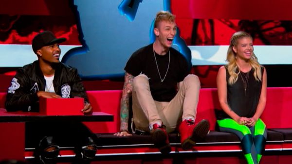 Vergüenza Ajena - Machine Gun Kelly