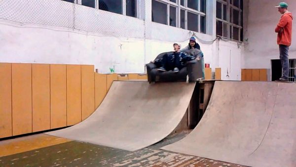 Vergüenza Ajena - Chanel y Sterling XXVI