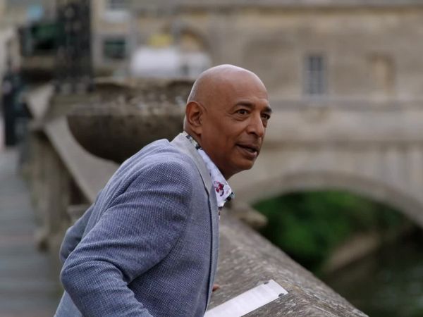 Antiques Road Trip - Paul Martin and Raj Bisram, Day 3