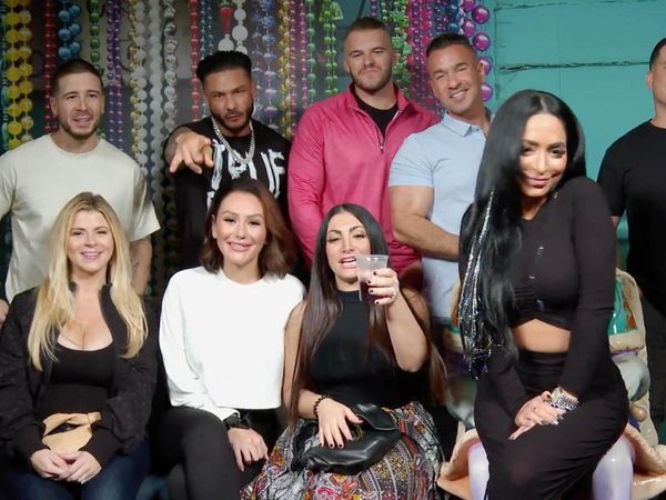 Jersey Shore Family Vacation - What A Waste Of Cake!