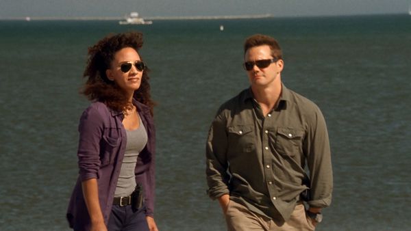 Numb3rs - Charlie Don't Surf