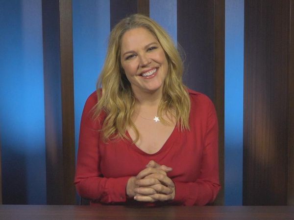 25 Words or Less - The Return of the G.O.A.T Mary McCormack!