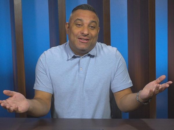 25 Words or Less - Mary McCormack and Russell Peters Makes This Game Look Easy!