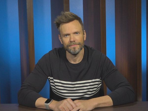 25 Words or Less - Ross Matthews and James Van Der Beek Take On Joel McHale and Raven Symone In A Surprise Ending!