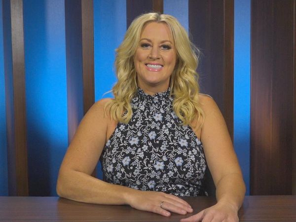 25 Words or Less - Heidi Hamilton Doesn't Play Like The New Kid!