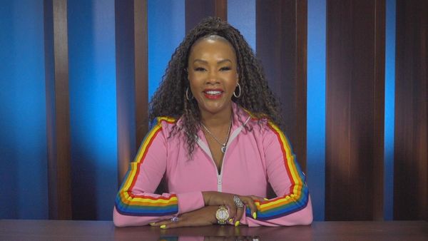 25 Words or Less - Melissa Peterman Becomes Victoria Prescott