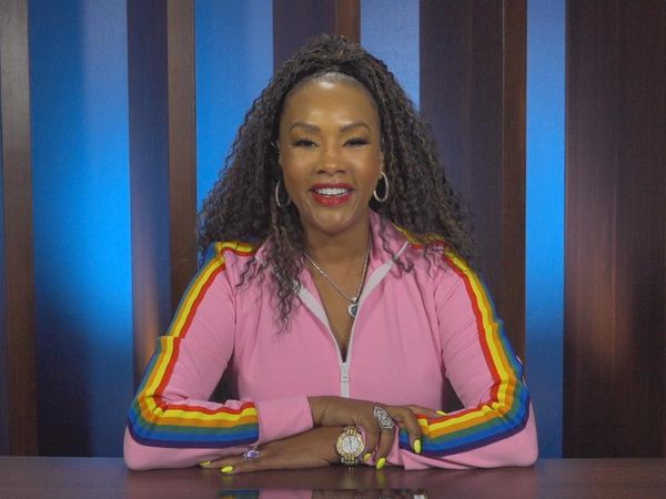 25 Words or Less - Melissa Peterman Becomes Victoria Prescott