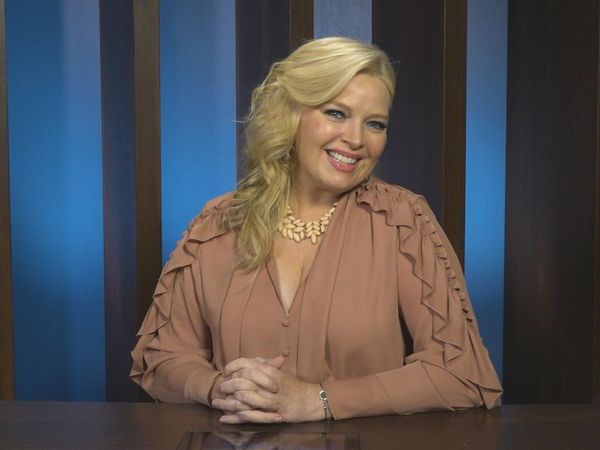 25 Words or Less - Melissa Peterman Finally Beats Greg Grunberg?