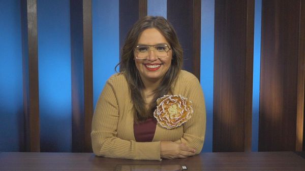 25 Words or Less - Cristela Alonzo Can Do What?!