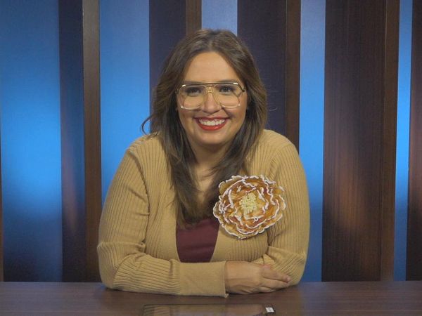 25 Words or Less - Cristela Alonzo Can Do What?!