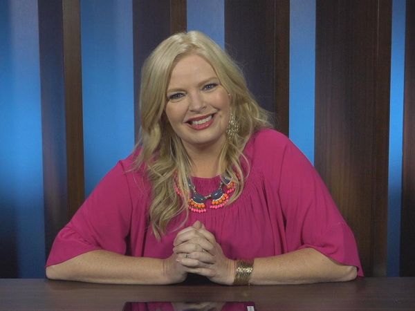 25 Words or Less - Melissa Peterman Is Up To No Good
