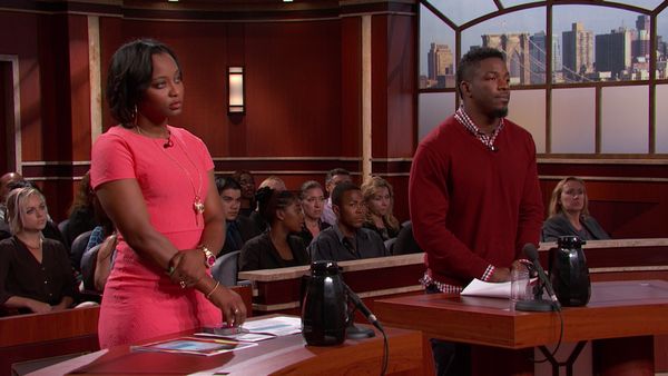Hot Bench - Terrifying Text Threat!; Bully Thrown out of Court?!