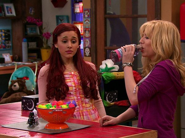 Sam & Cat LT - Infección De Gemelos