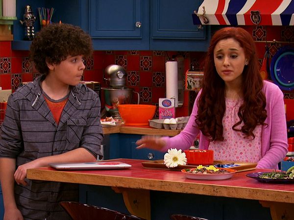 Sam & Cat - Pegamos Um Astro Do Rock